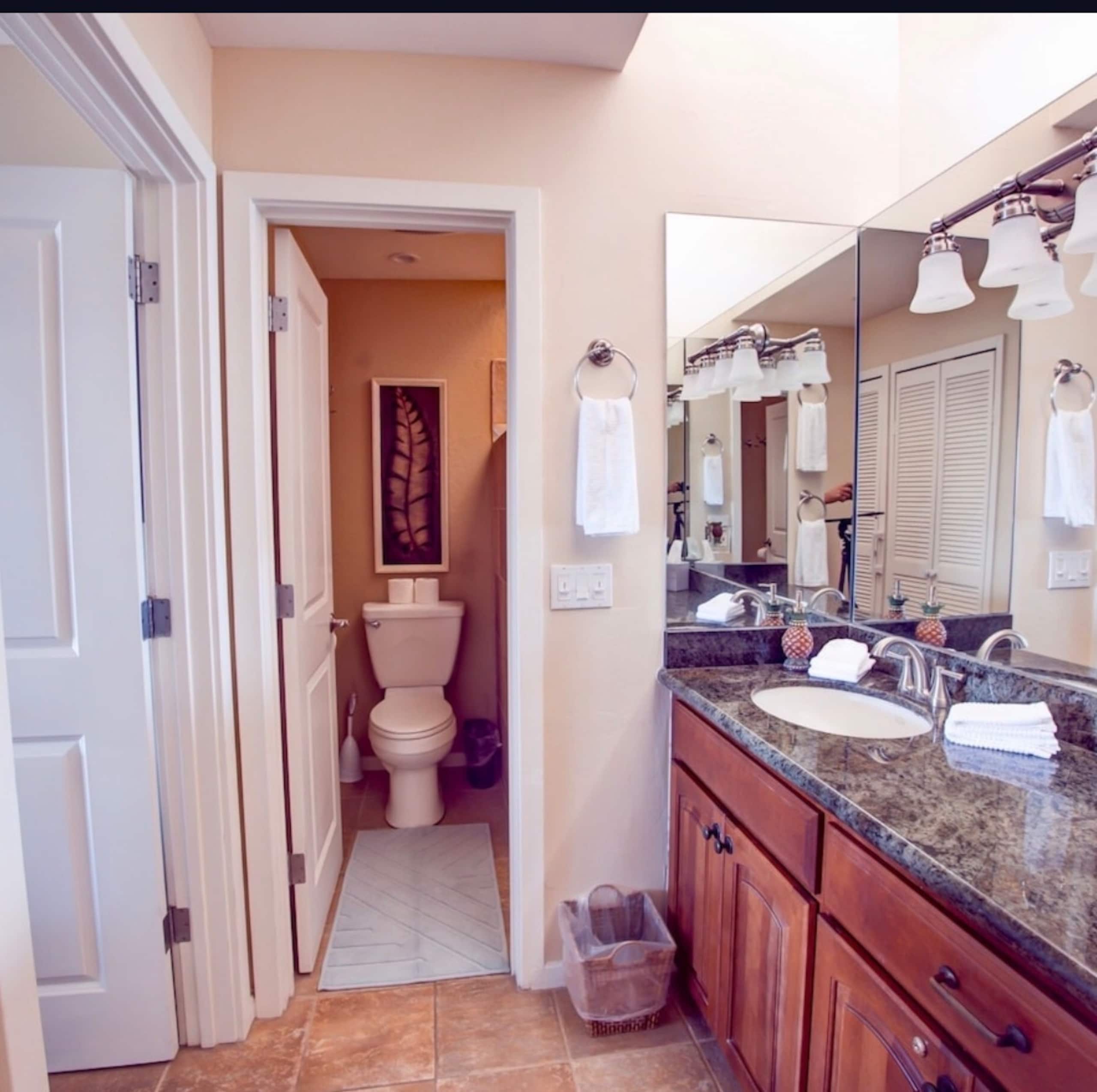Condo in Lahaina · ★5.0 · 2 bedrooms · 4 beds · 2.5 baths - Image 15
