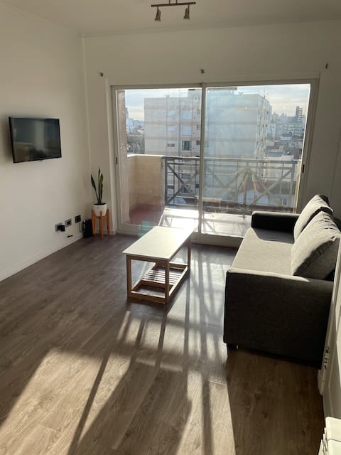 Anuncio de Airbnb popular: Semi-floor 2 rooms and garage en General Roca
