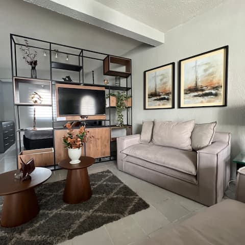 A beautiful independent apartment near the AICM