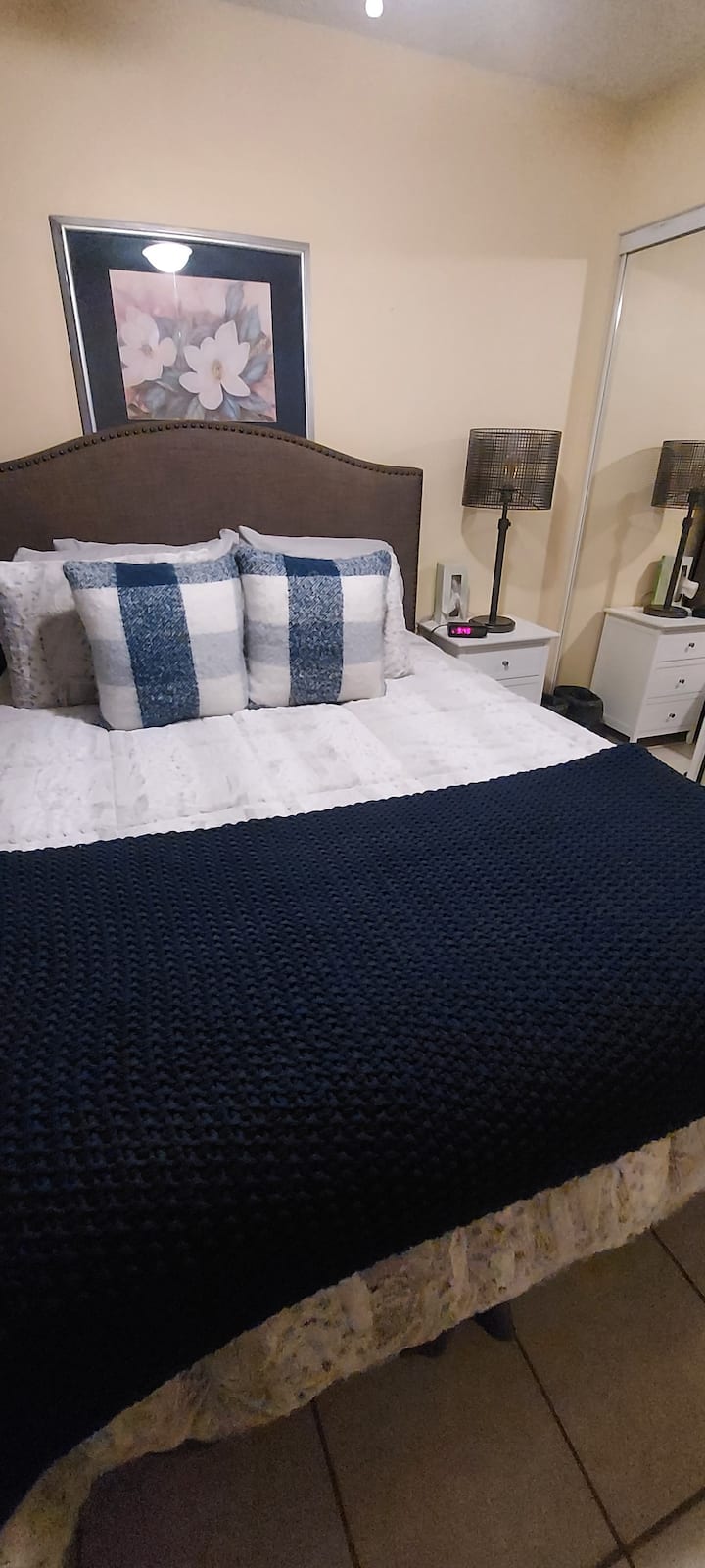 غرفة النوم 1