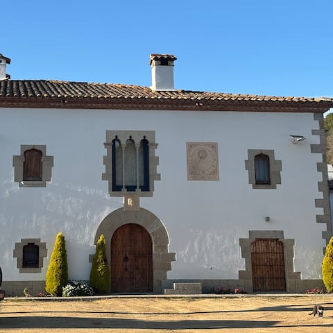 Luxury villa with pool for 30 people