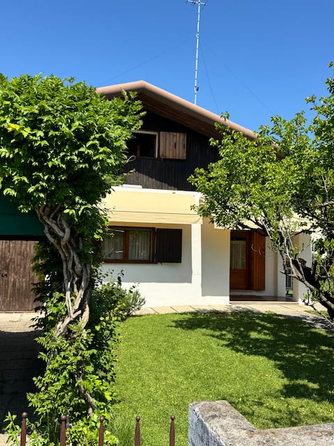 Venice for families - house with garden/ free Prkg