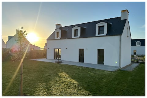 Popular Airbnb listing: A favorite in Pors Carn-spot on foot in Penmarch
