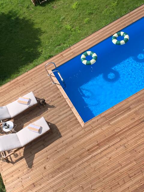 Apartment with terrace & pool, Disney, Paris, Reims