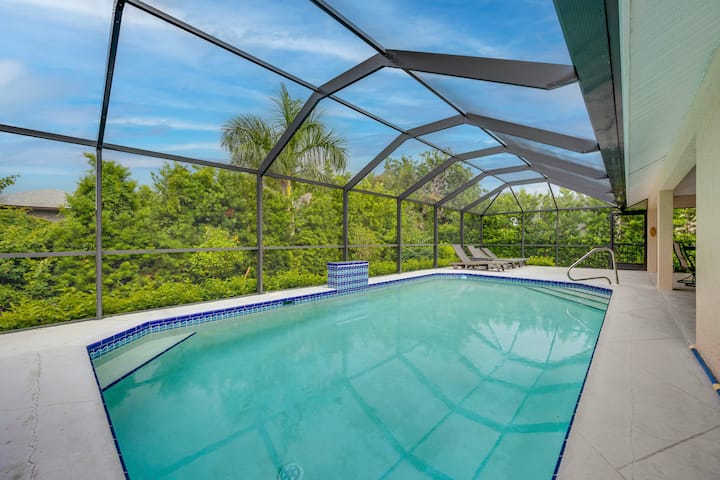 0.2 Mi To Beach: Marco Island Home W/ Heated Pool - Marco Island, FL