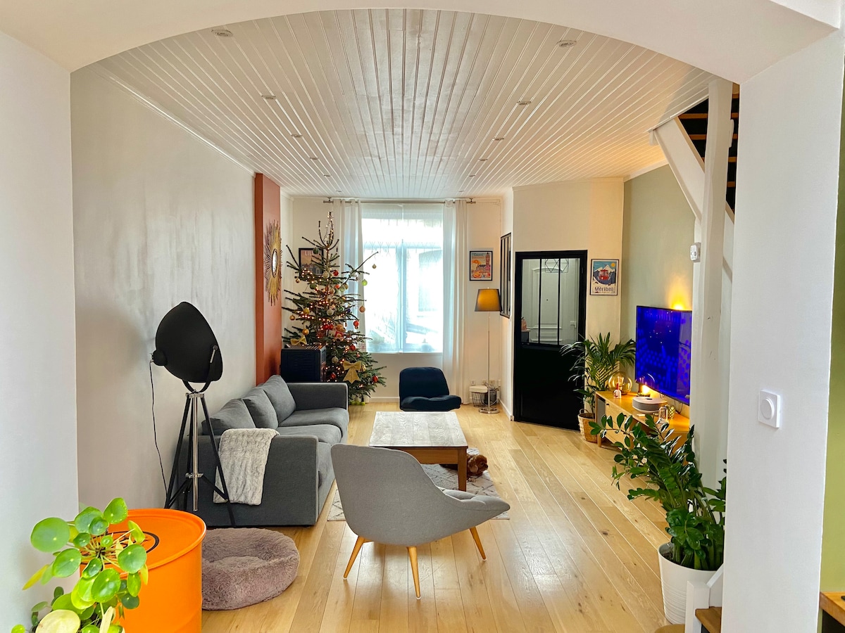 Annonce Airbnb populaire: LILLE house with garden near metro à Bois Blancs