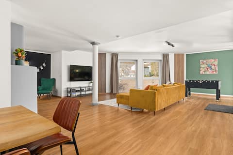 Big Living for 12-2 terraces-table football,2 BBQs