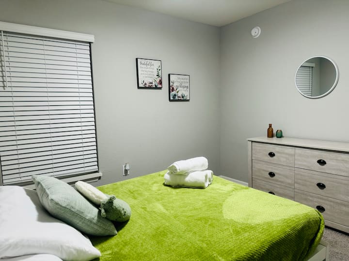 საძინებელი 1