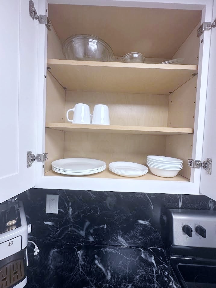 Private Luxury Suite • 2BR •Full kitchen• Sleeps 5