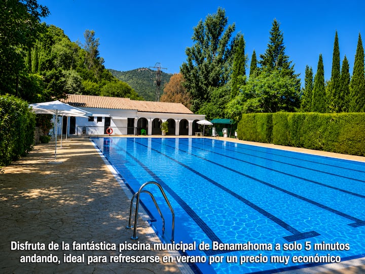 Napaimbe Benamahoma, Junto Al Río Majaceite - Grazalema