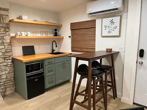 Top performing Airbnb: Entire Guest Studio with Private Entrance in Chestnut