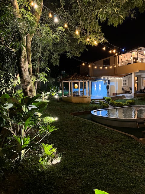 "Paraíso a 40 min de Medellín"