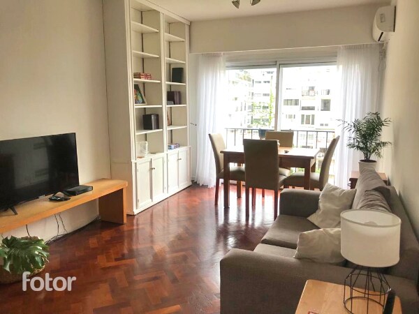 Departamento de 2 ambientes con 1 dormitorio en Recoleta