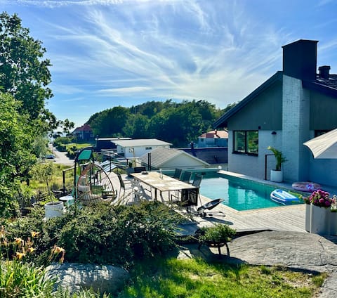 Oceanview villa with pool, jacuzzi, sauna w/ 300m2