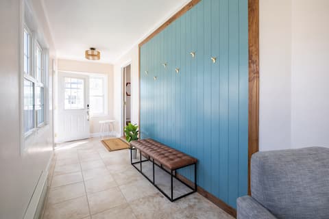 Spacious 5BR Home Minutes to Boston | Pet Friendly