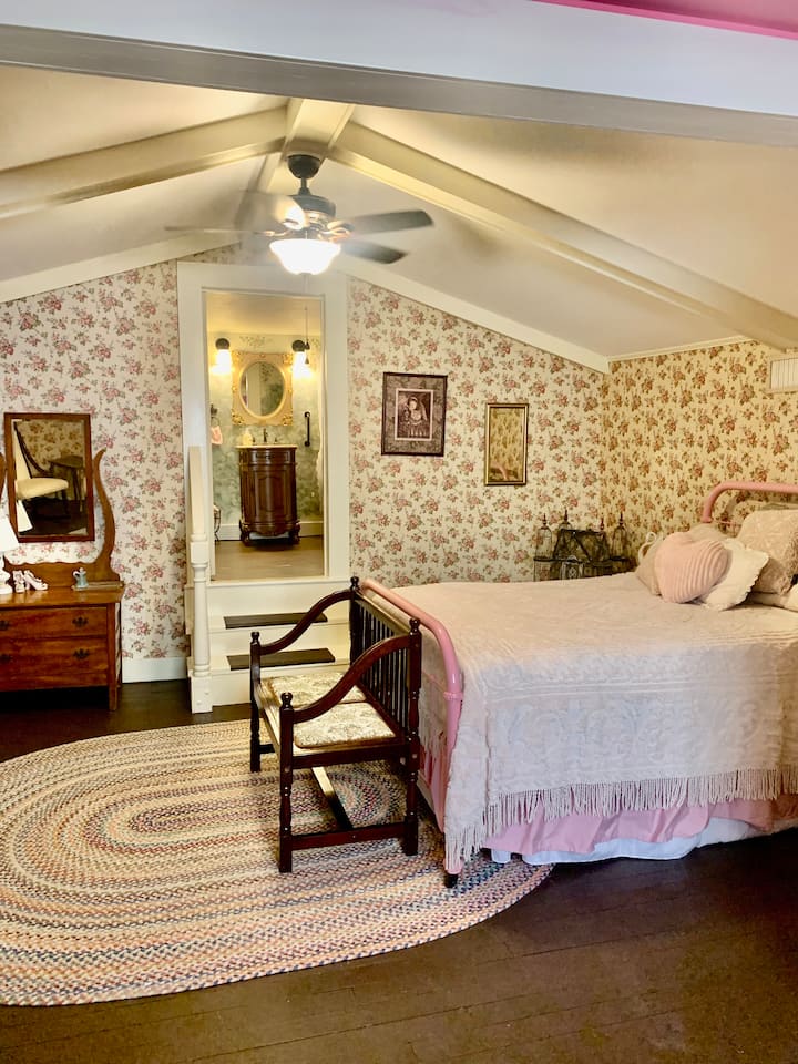 Bedroom 3 upstairs with private bath