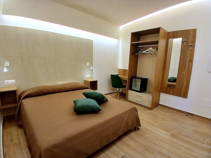 Leonardorooms - #31 - Camera X2 Con Bagno Privato - Pompei