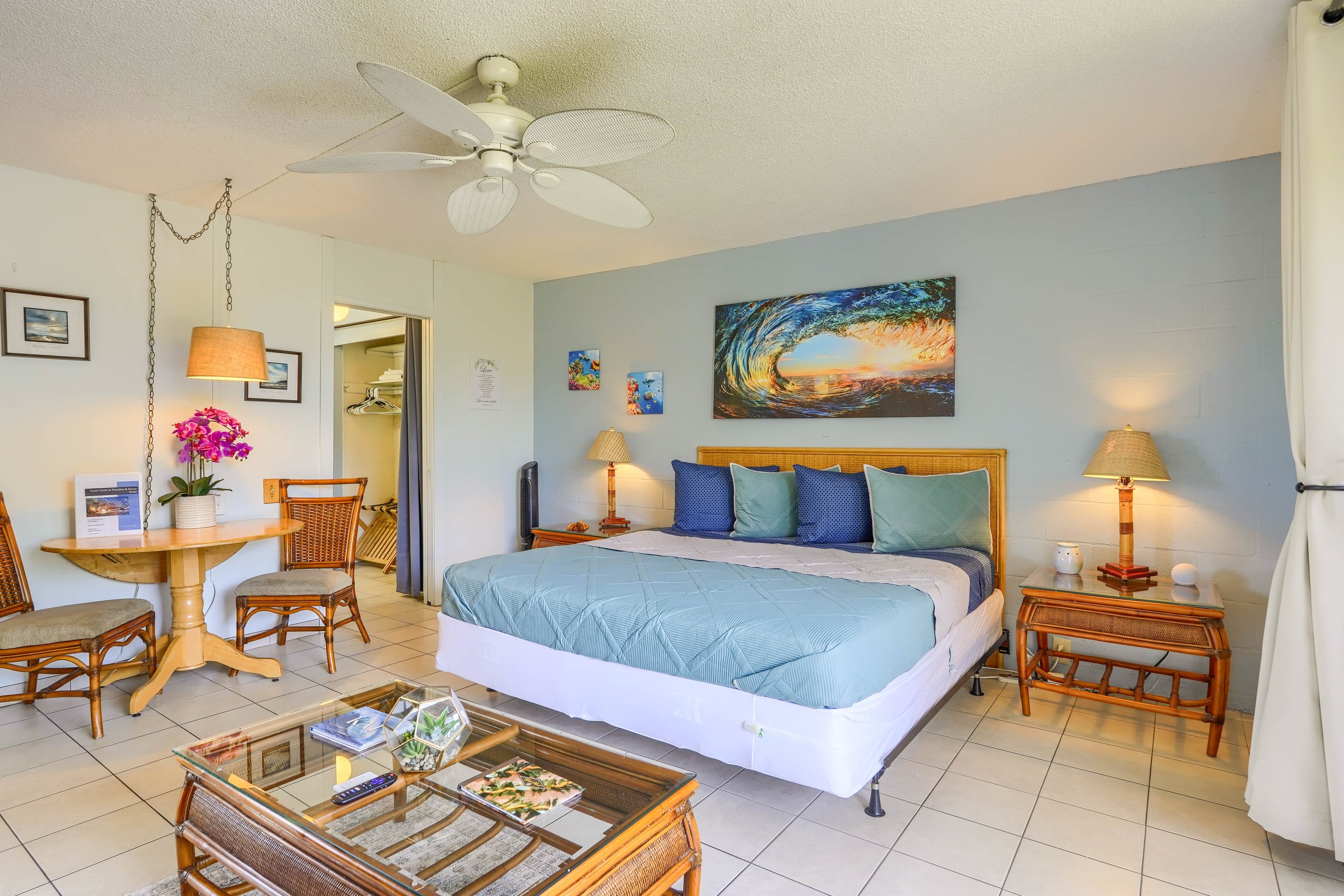 Condo in Kailua-Kona · ★4.65 · Studio · 1 bed · 1 bath - Image 36
