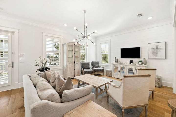 Pet-friendly Family Home W/lsv + Bikes | Near Pool - Rosemary Beach