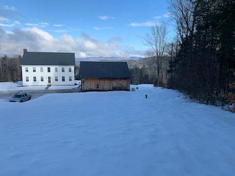 Luxury Farmhouse- near Stratton and Bromley