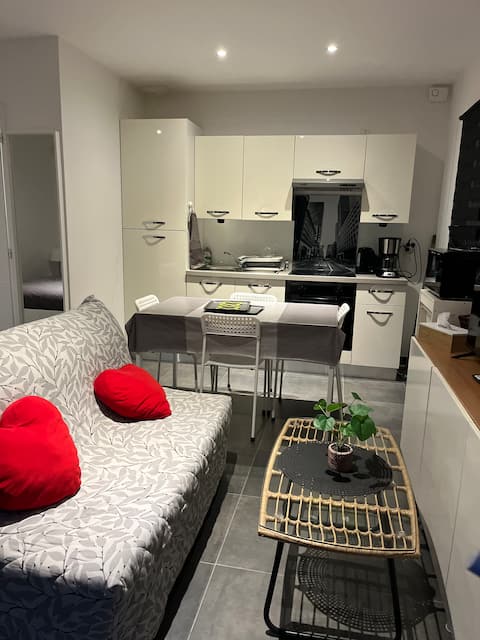 Furnished studio 2p 30m2