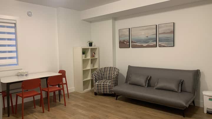 Private Suite - White Rock