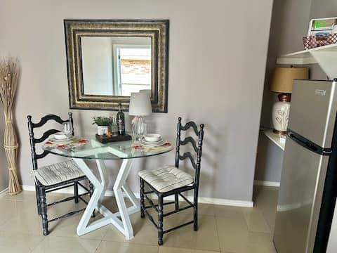Successful Airbnb property: Queen Room 2 in Laredo