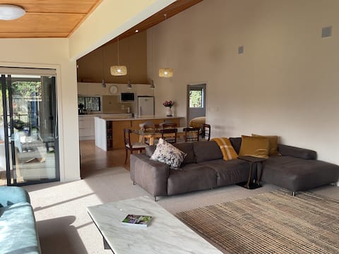 Popular Airbnb listing: Convenient Village Location in Whangarei District