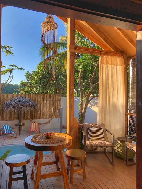 Le WanaNa  «cabane privative»