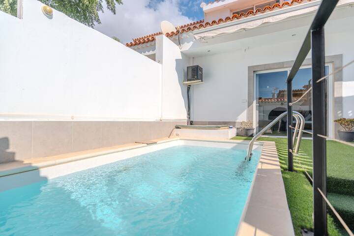 Villa Vinidum |Climated Pool|Jacuzzi|Movietheather