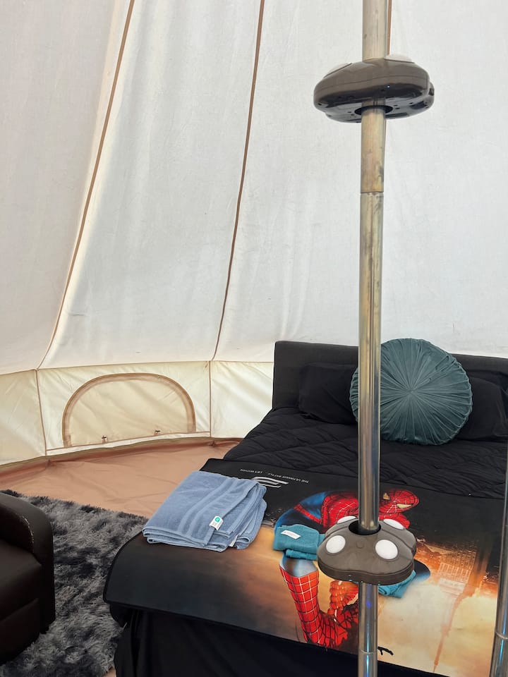 Glamping Near Rocklahoma/brn Raised - Rocklahoma