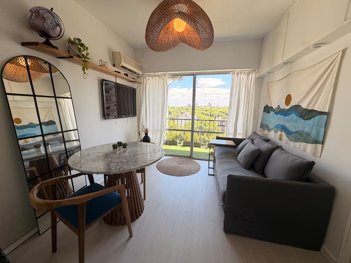 Two-bedroom apartment in Olivos