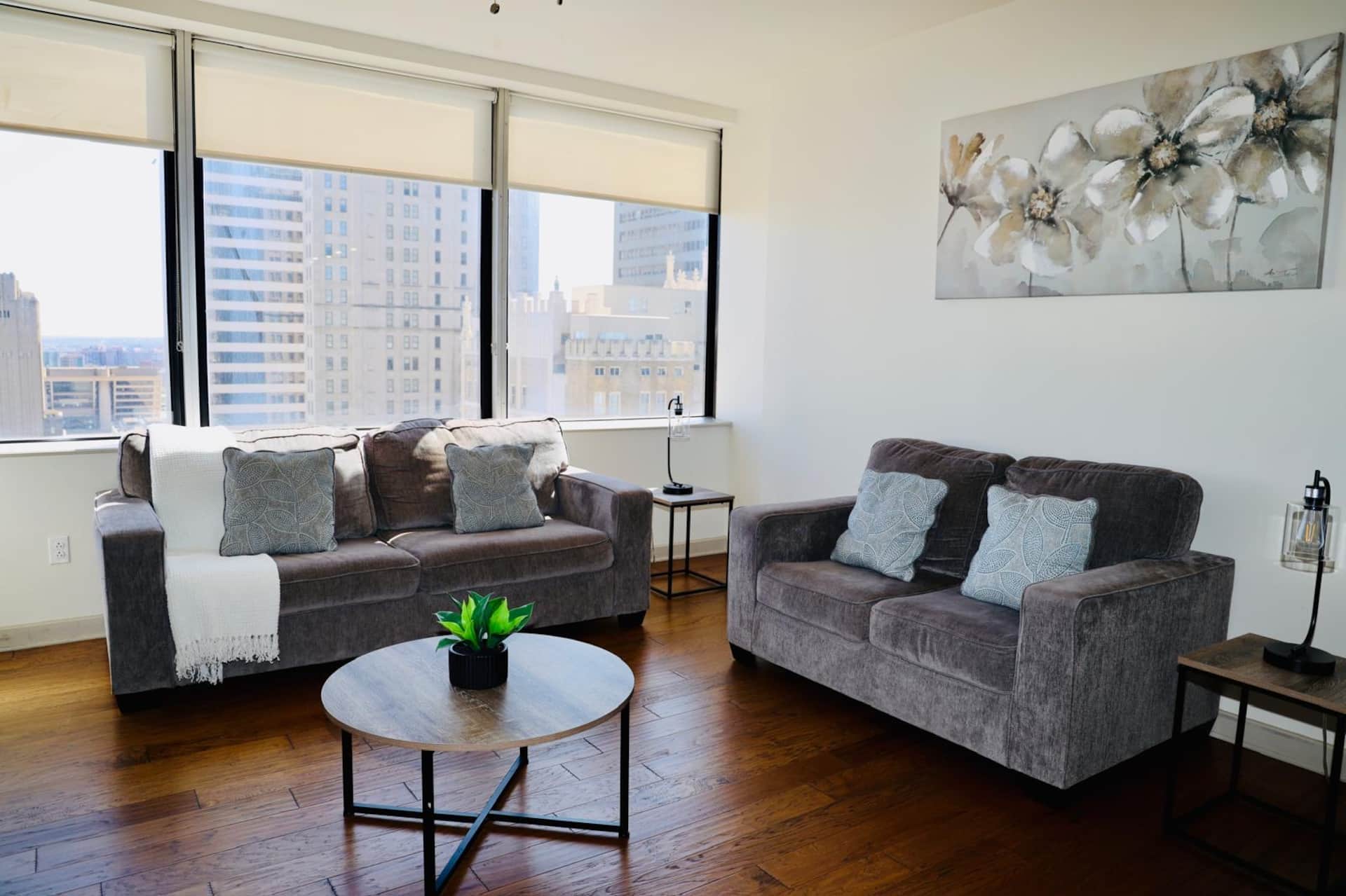Modern 1BR | City Views | Parking Included