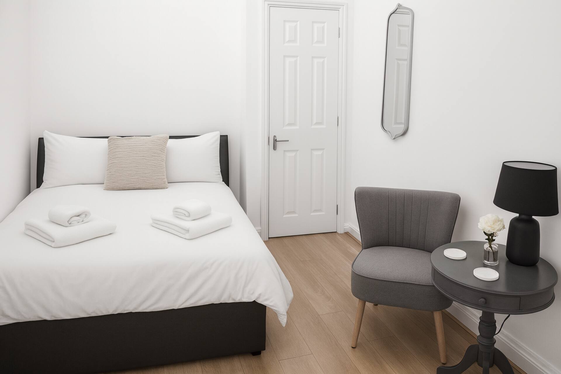 #7 Portsmouth Apartment - Newly renovated - Wi-Fi