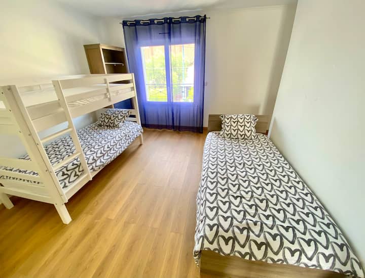 საძინებელი 1