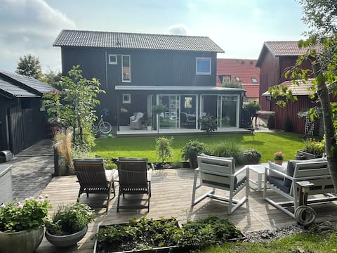 Private villa 5 min from saltwater swimming