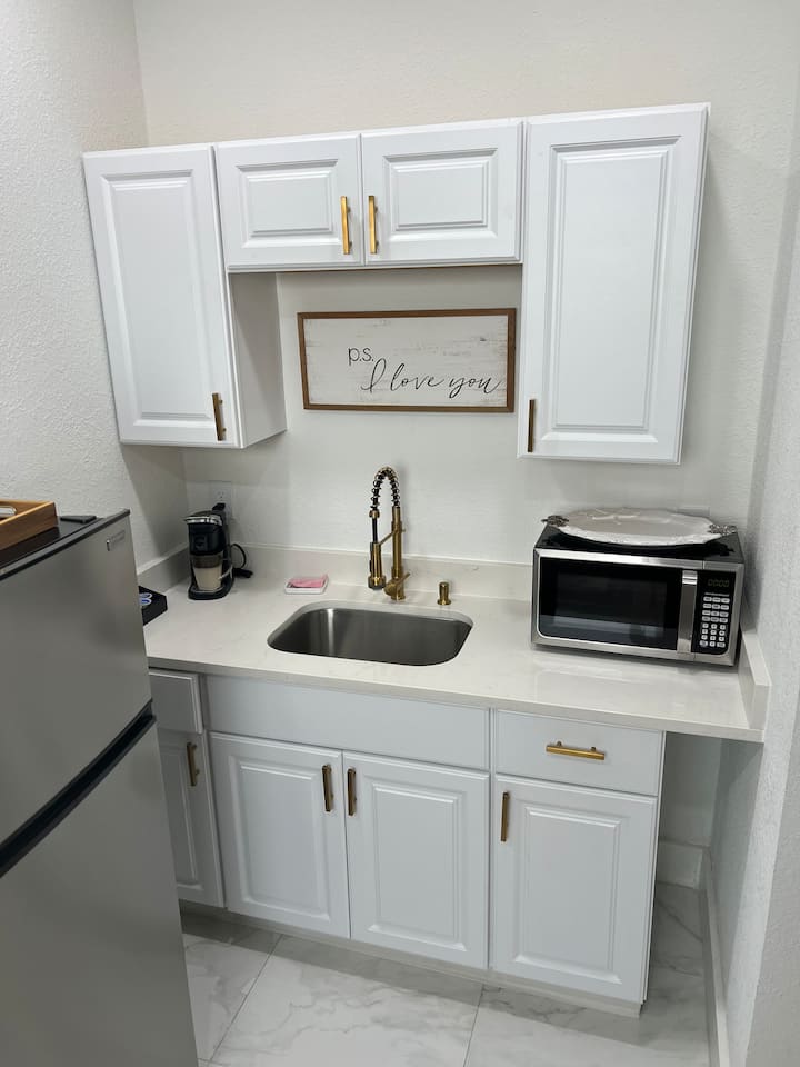 Beautiful Studio Near Tampa Airport (Tpa) - Tampa Bay, FL