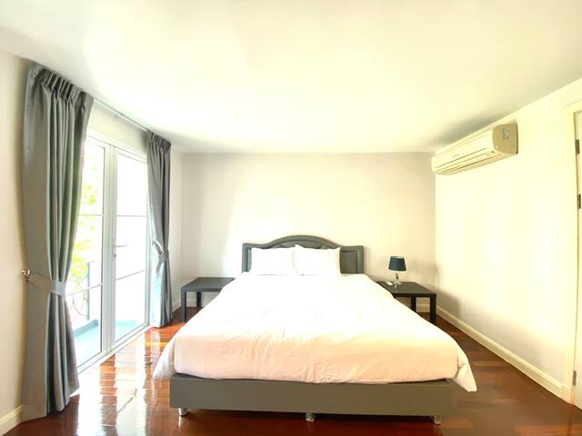 PerfectHome/near QSNCC/pool/BTS/MRT gallery image 4