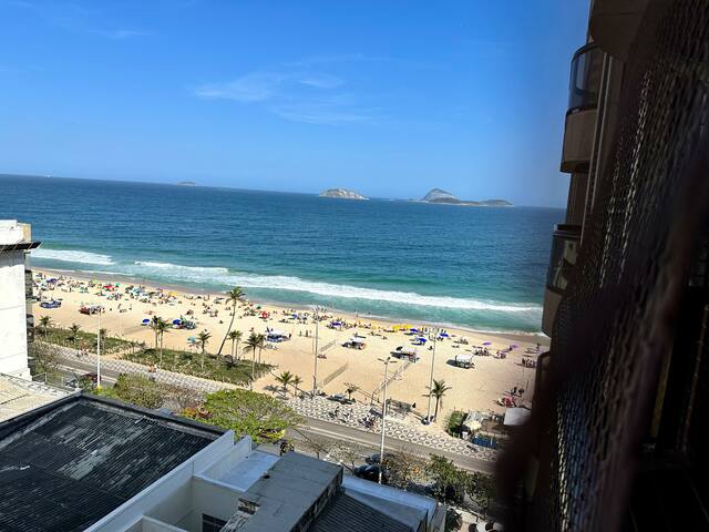 Hype Ipanema beach, brand new