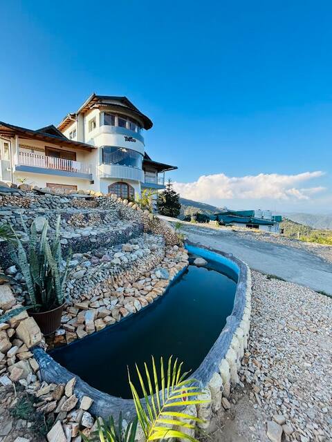 Luxury Hilltop PalaceThe Tahoma Stays Mukteshwar