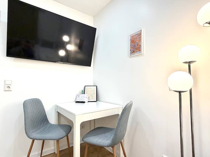 Lux Apartment With Flat Tv - Kelsterbach