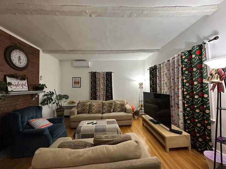 A Private Small Attic Room R Without Cleaning Fee - New Jersey