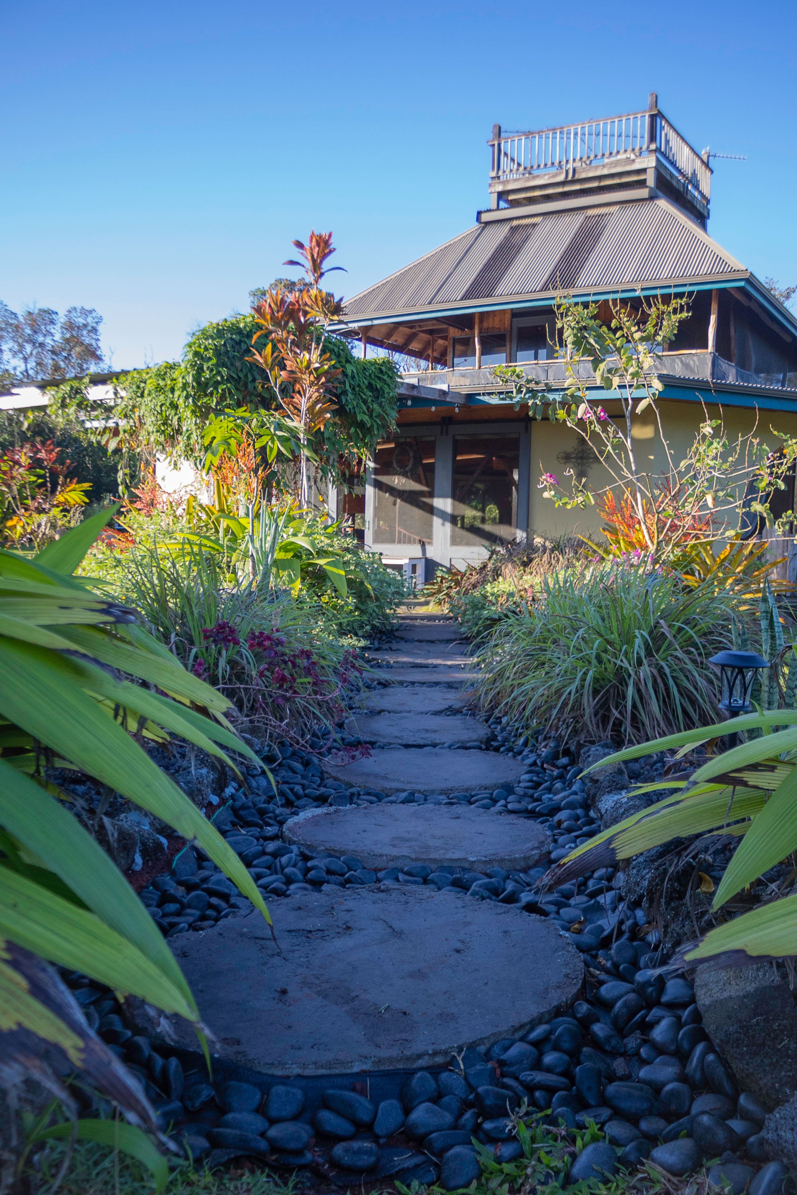 Home in Pahoa · ★5.0 · 4 bedrooms · 4 beds · 1 private bath - Image 49