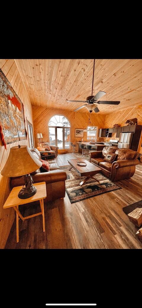 Luxury Chalet On Lake Obabika - Private Beaches