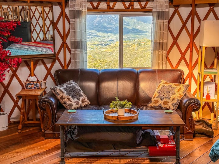 The Yurt On The Edge - Fallbrook, CA
