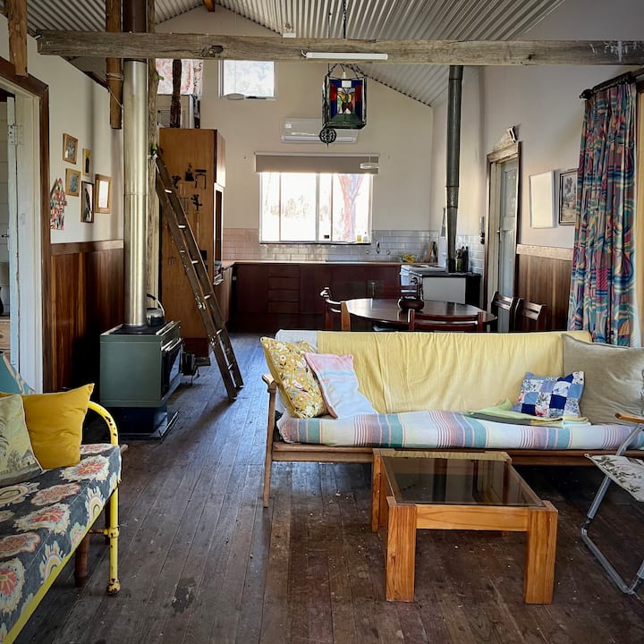 Bird Song - Eco Vintage Shack - Boddington