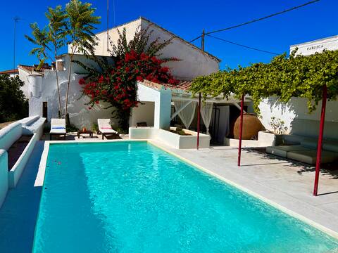 Casa Rural con piscina.