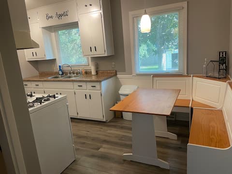 Cozy 3 beds 2 bath House