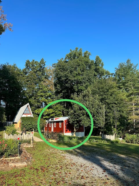 entire cabin 1 bedroom,1sofa bed