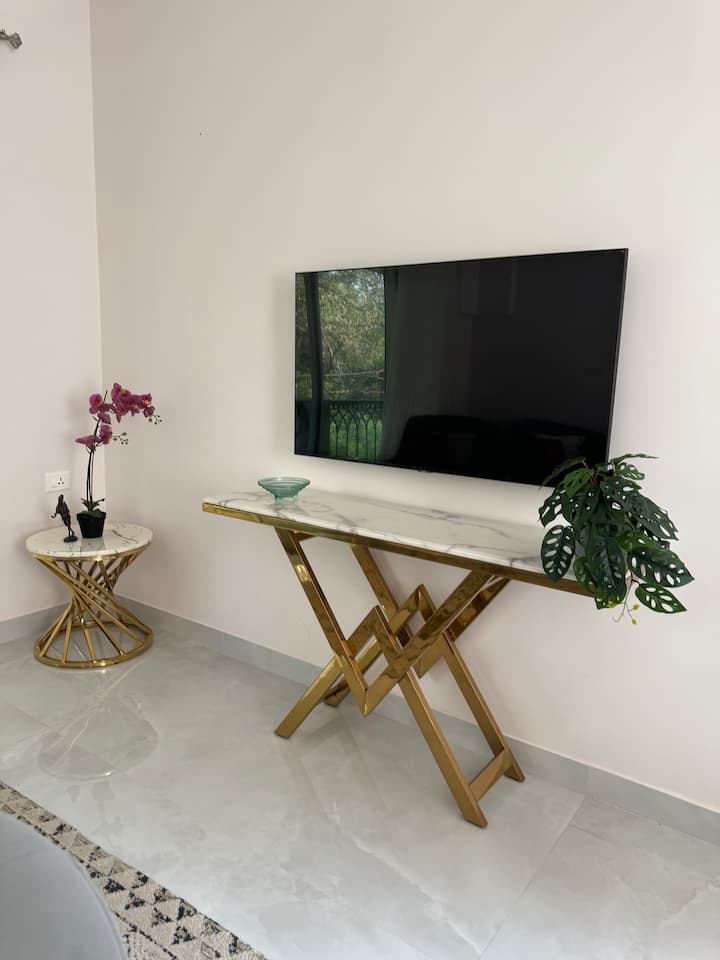 Living room image 8